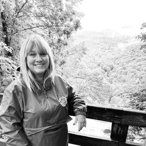 Meet your Posher, Angie